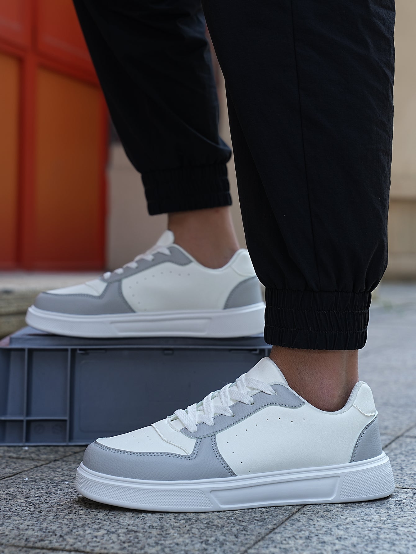 2025 New Men's Casual Sneakers - White & Gray Color-Block, Comfortable Lightweight Lace-Up Low-Top Shoes for Daily Wear