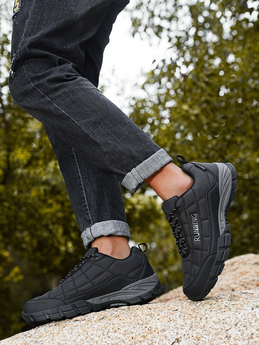 Men's Lightweight Waterproof Outdoor Hiking Shoes - Non-Slip Wear-Resistant Trekking Sneakers with Shock-Absorbing Sole, Breathable Fabric Upper for Daily Commute, Trail Walking & Casual Outdoor Adventures