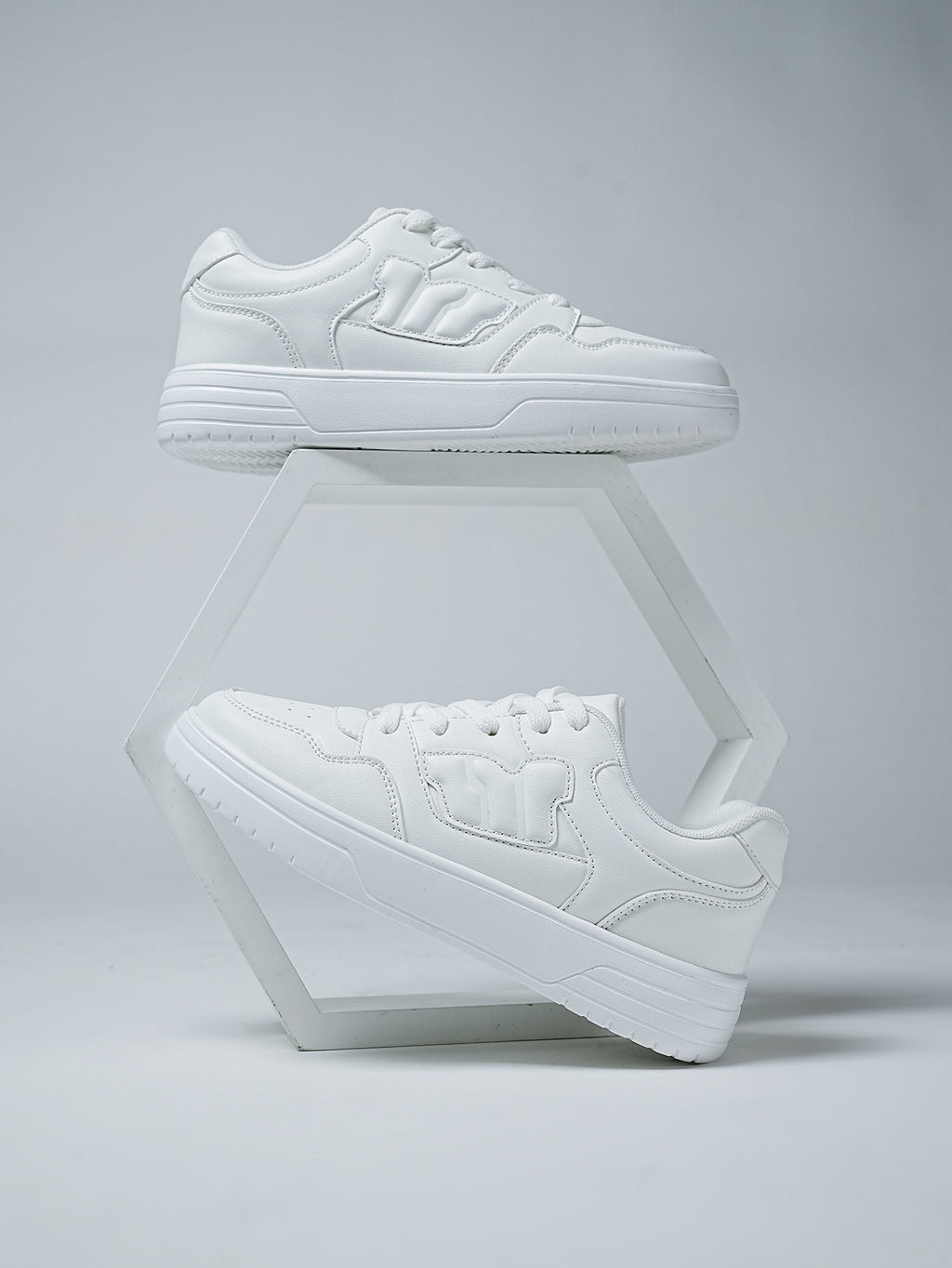 2025 Youth Women's Comfortable EVA Bottom Slip-Resistant Durable Hiking Sports Shoes Outdoor Breathable Casual Women' Sports Shoes