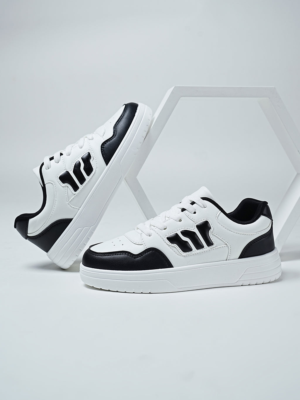 2025 Youth Women's Comfortable EVA Bottom Slip-Resistant Durable Hiking Sports Shoes Outdoor Breathable Casual Women' Sports Shoes