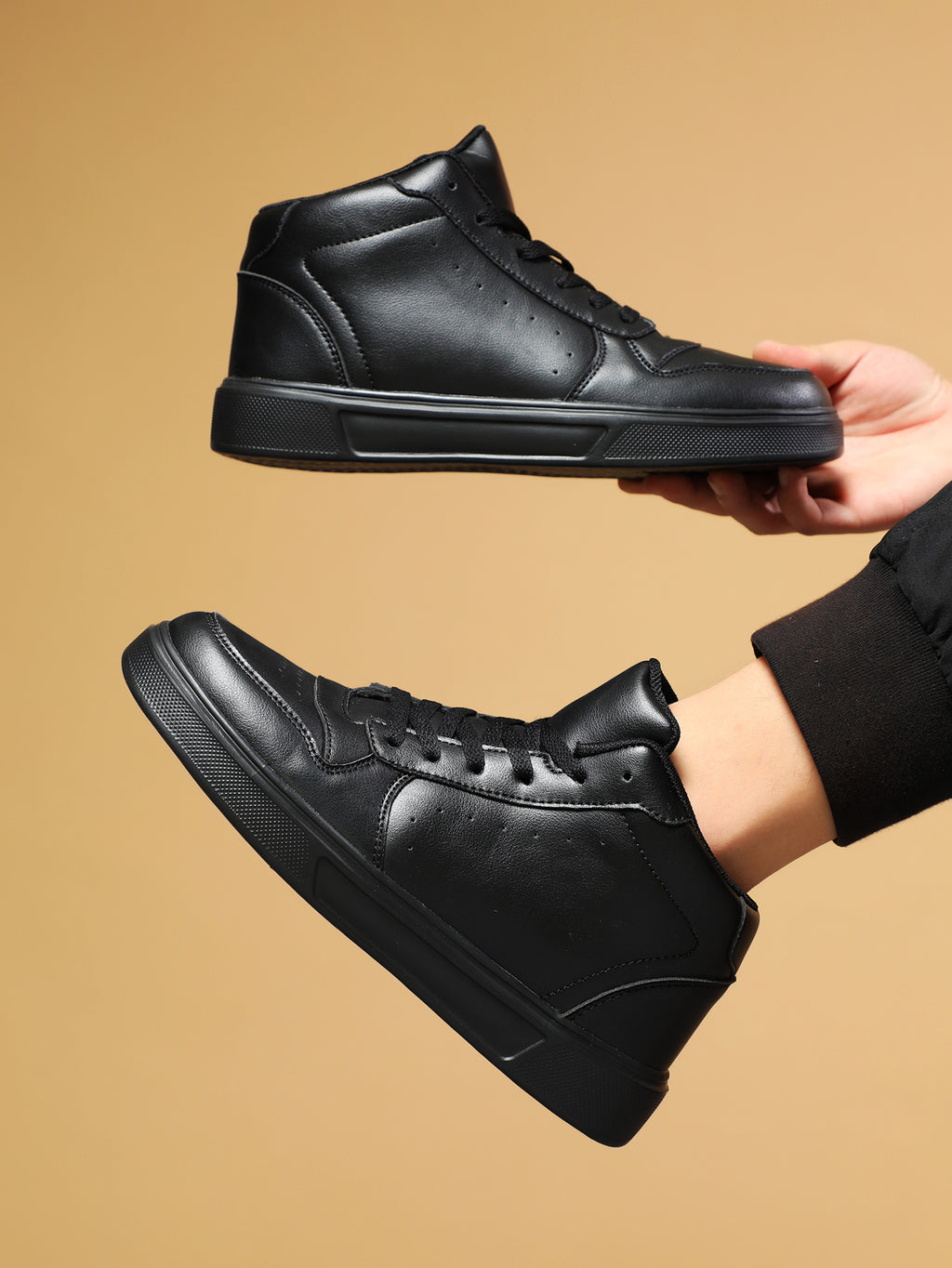 Men's High Top Sneakers Fashion Casual Leather Shoes - Black & White Stylish Comfortable Sneakers with Lace-Up Design for Daily Wear, Street Style & All-Match Outfits