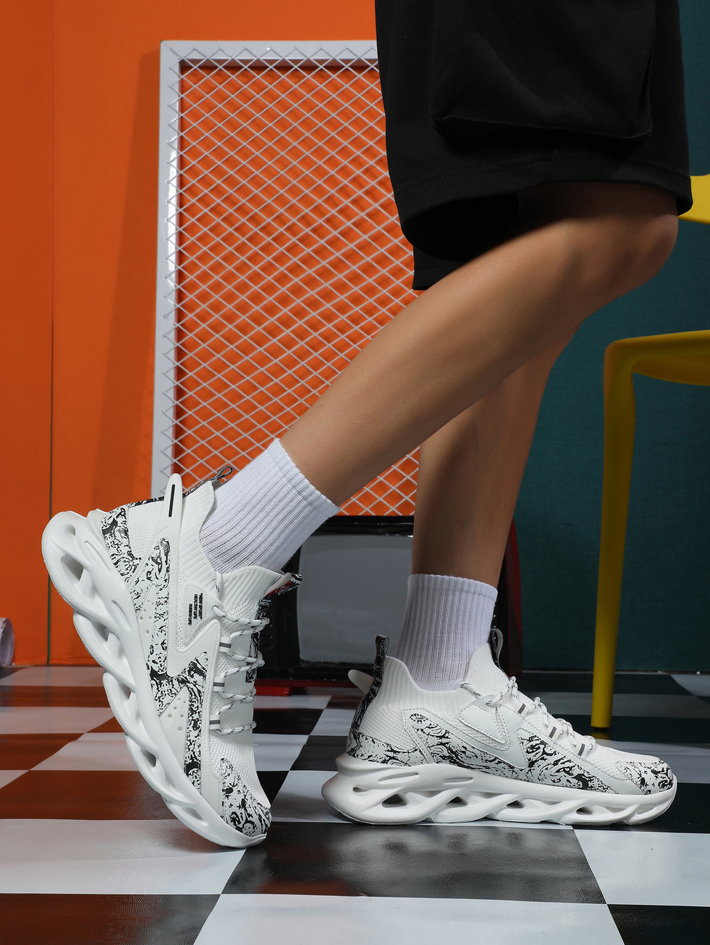 2025 New Men's Fashion Sneakers - White with Black Pattern, Breathable Lightweight Casual Shoes, Stylish Chunky Sole Athletic Footwear