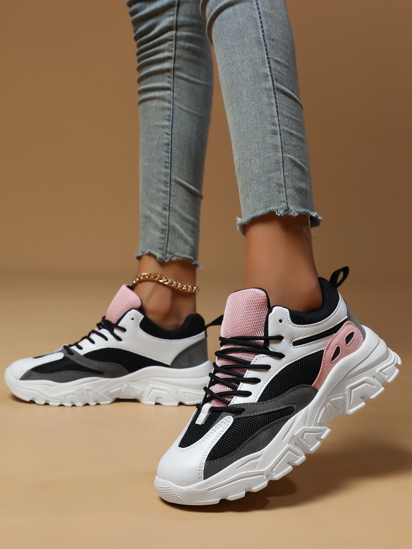 2025 New Women's Color-Block Chunky Dad Sneakers - Black White Pink Mesh Panel, Thick Sole, Retro Fashion Casual Athletic Shoes
